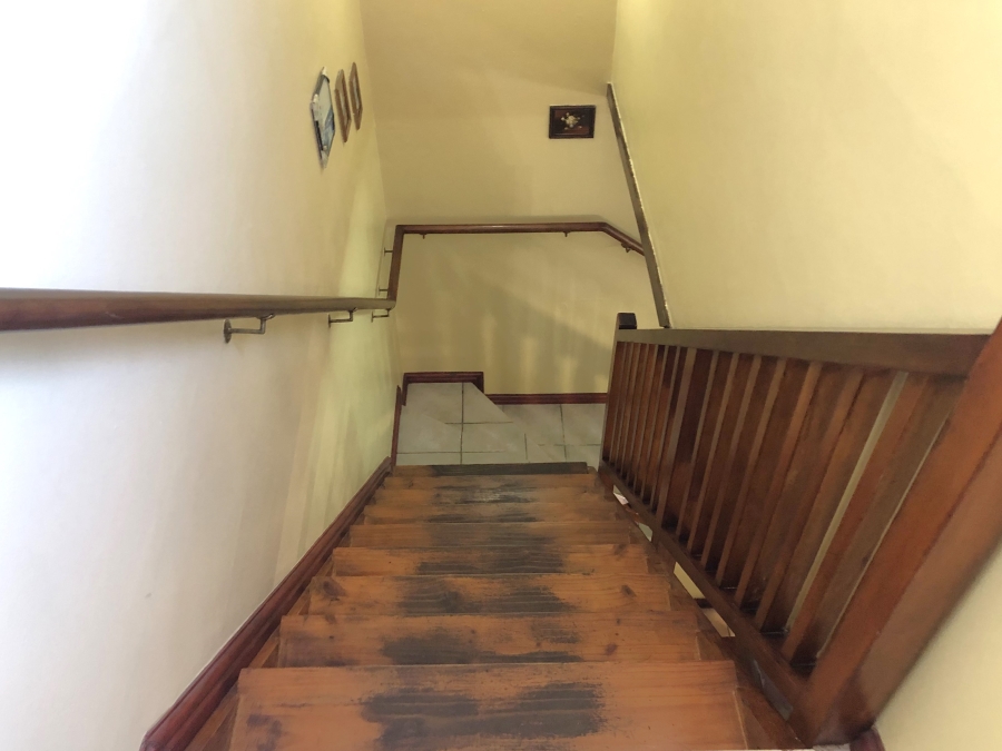4 Bedroom Property for Sale in Gustrouw Western Cape